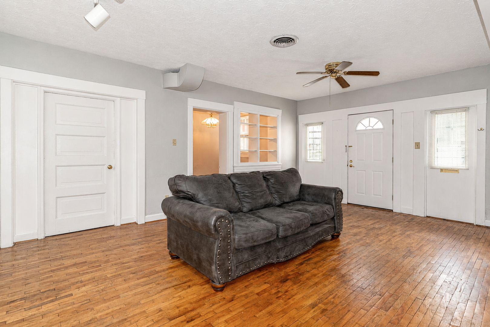 Louisville Apartment: 1355 S 3rd street