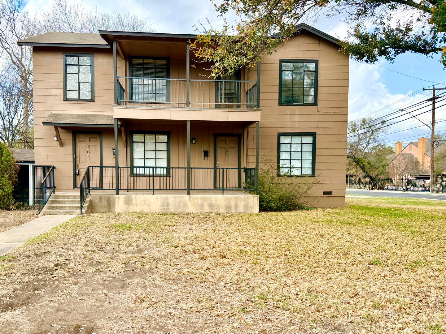 San Antonio Apartment: 463 Bryn Mawr Dr.