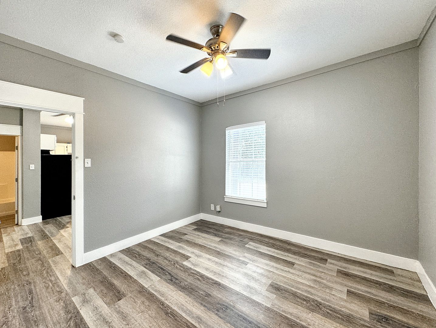 Charming One Bedroom Home In Prospect Hill 8 of 11