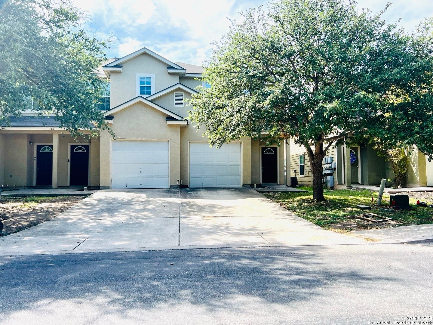 San Antonio Townhome: 7811 Kingsbury Way #1