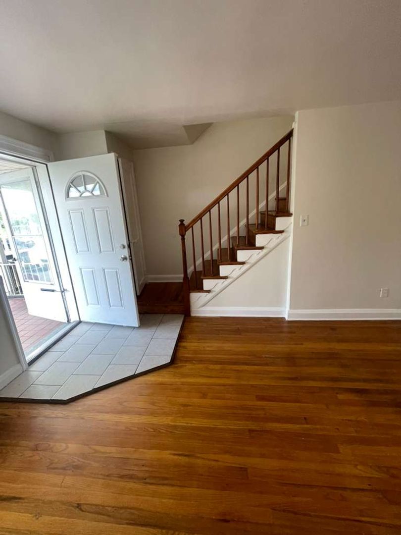 Baltimore House: 1502 North Kenwood Avenue