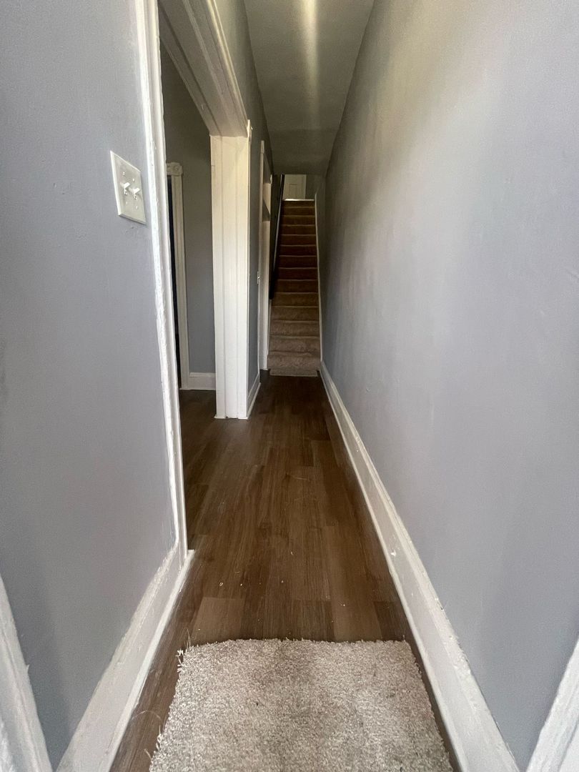 Baltimore House: 2403 W Lombard St