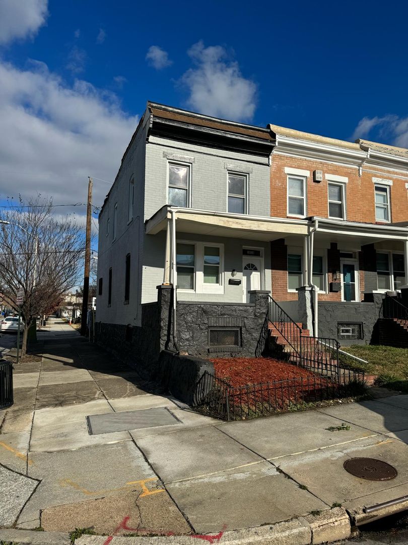 Baltimore House: 1810 Presstman Street