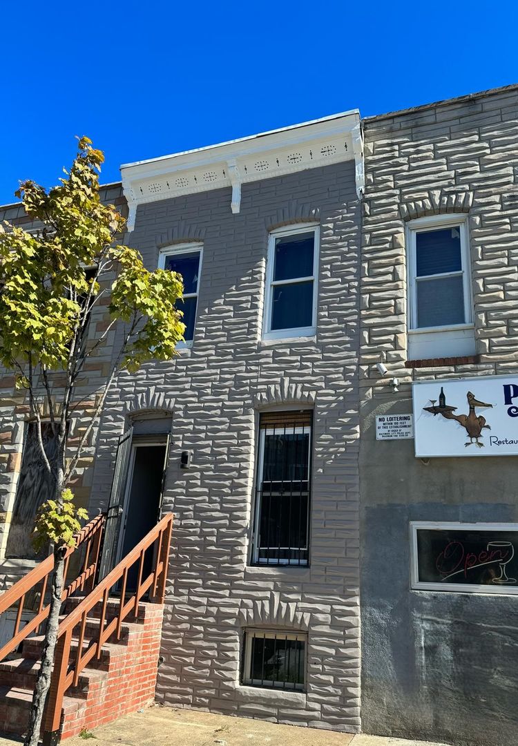 Baltimore House: 423 S. Payson Street