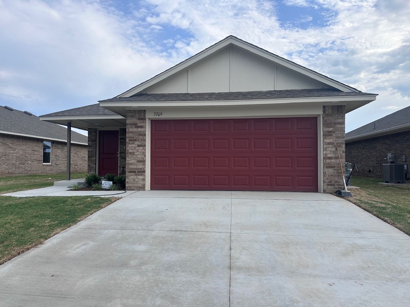 Oklahoma City House: 3709 S. E. 81st St.