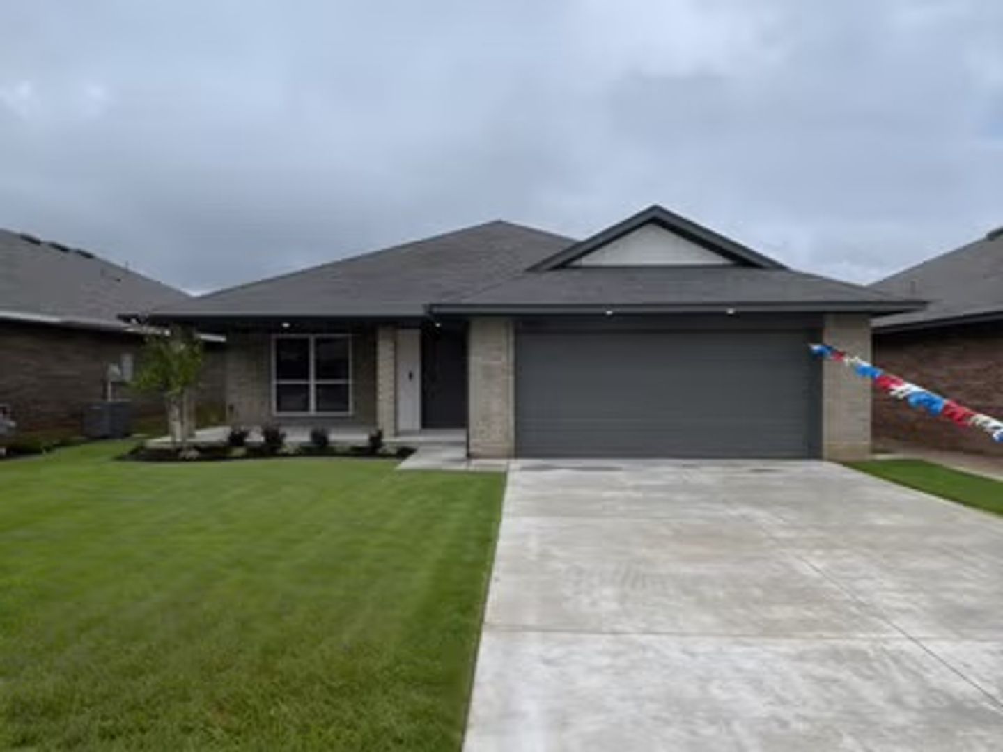 Harrah House: 20649 Brush Creek Blvd