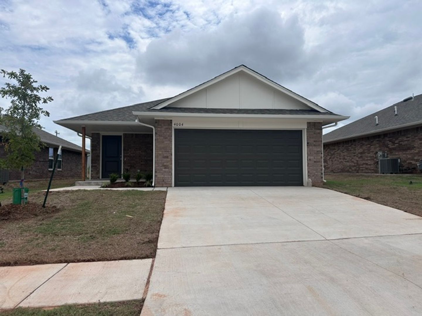Oklahoma City House: 4004 S.E. 81st St.