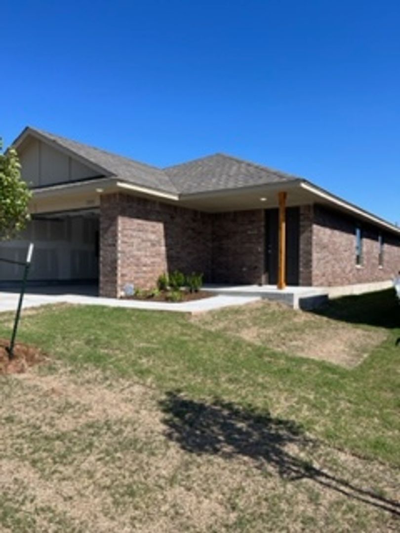 Oklahoma City House: 2921 NW 195th Street