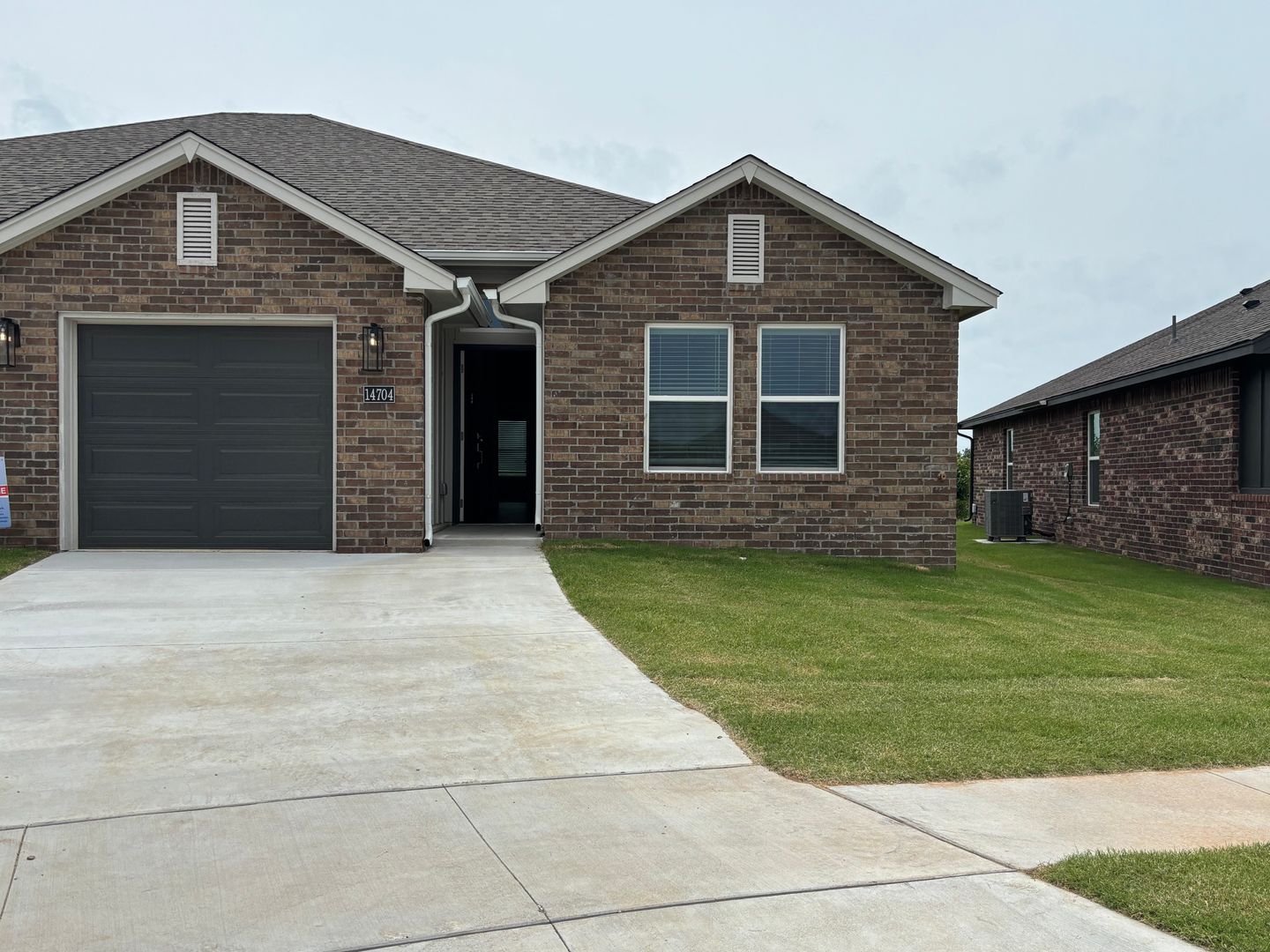 Tulsa House: 14704 E 39th Pl S