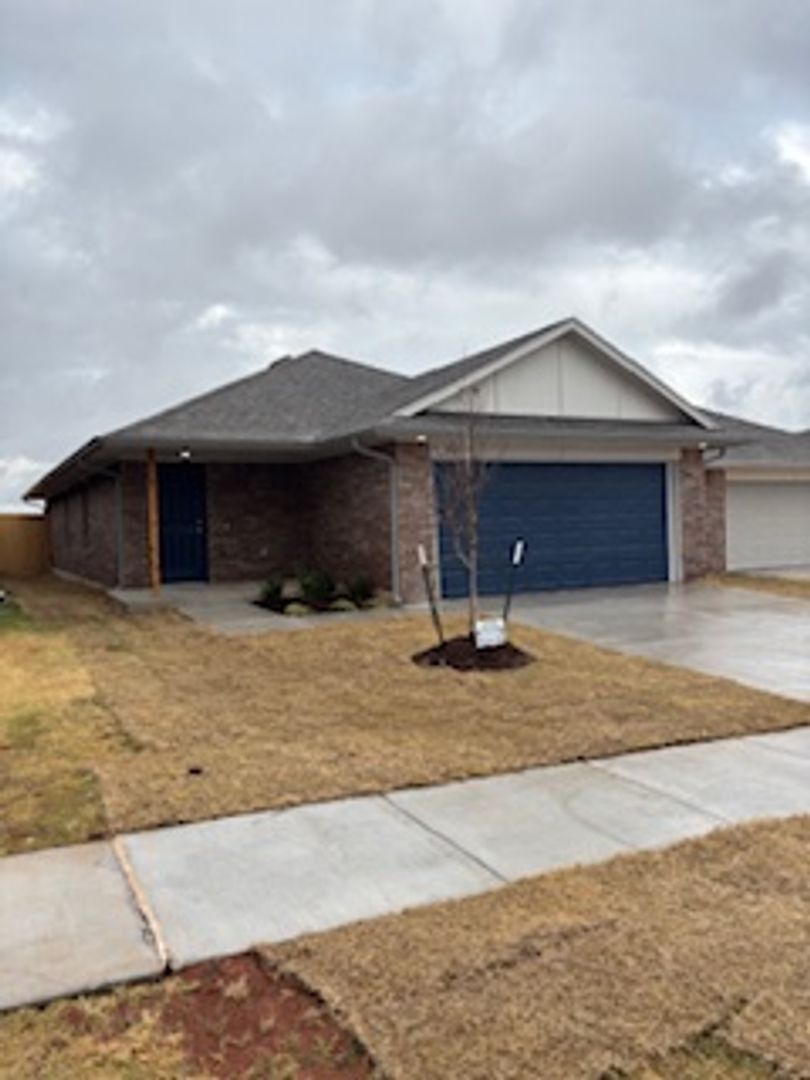 Oklahoma City House: 2909 NW 195th St