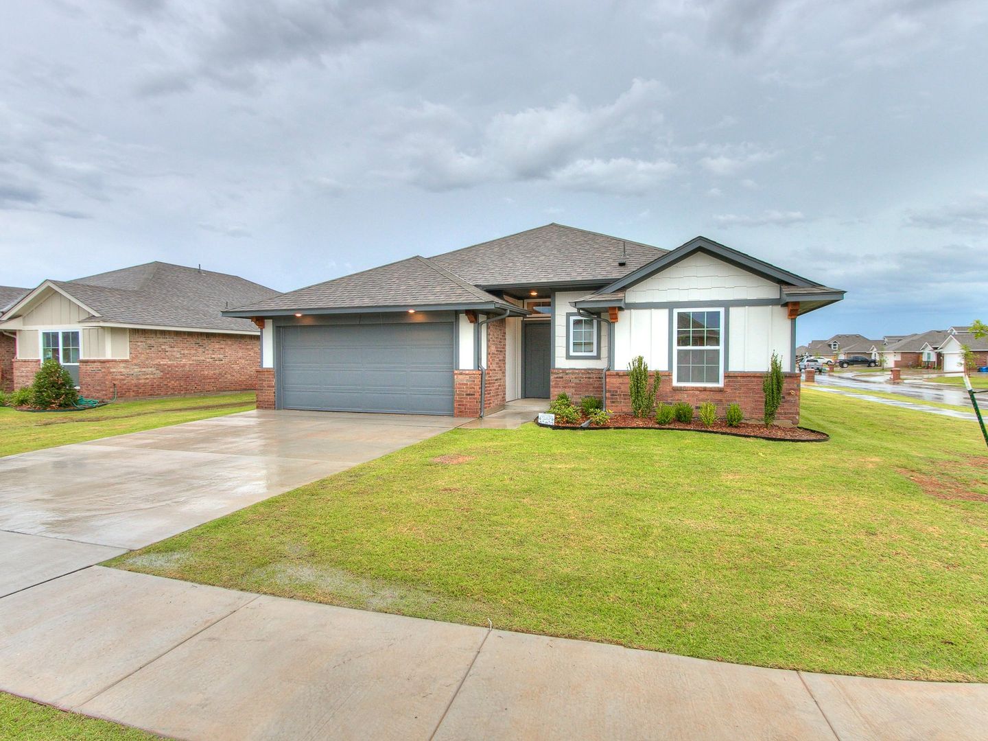 Newcastle House: 1732 Bloomington Ct