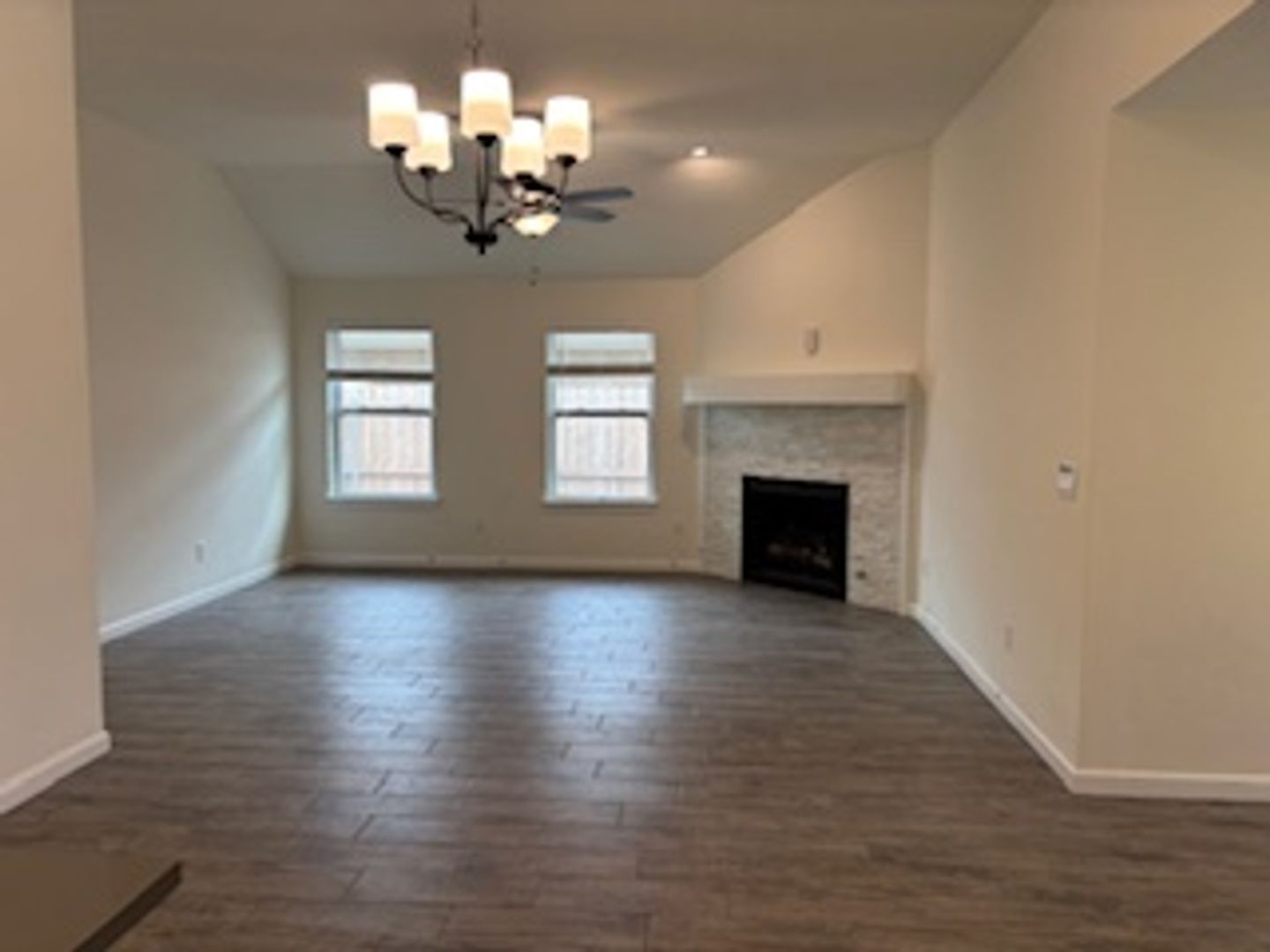 18104 Austin Ct 9 of 12