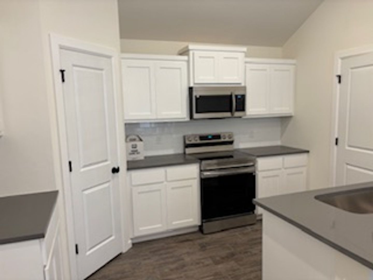 18104 Austin Ct 8 of 12