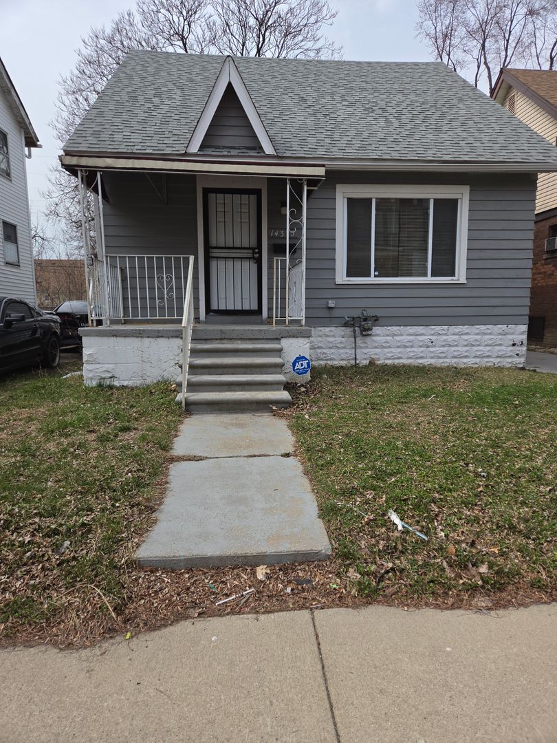 Detroit House: 14375 Terry St