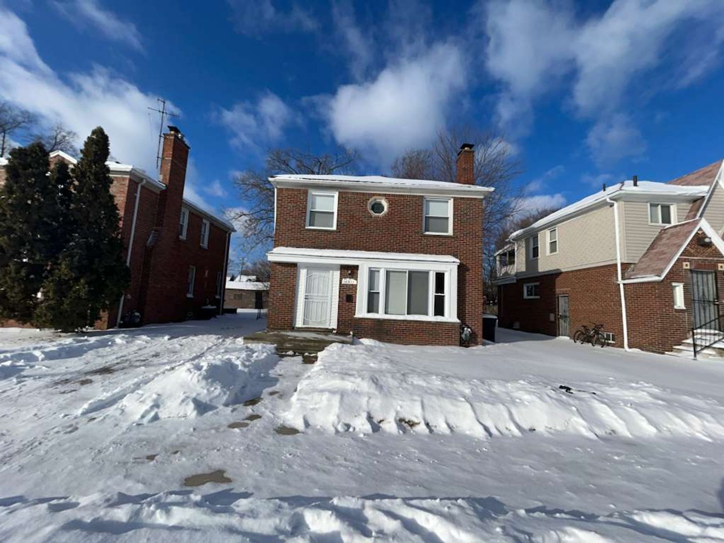 Detroit House: 16511 Griggs St