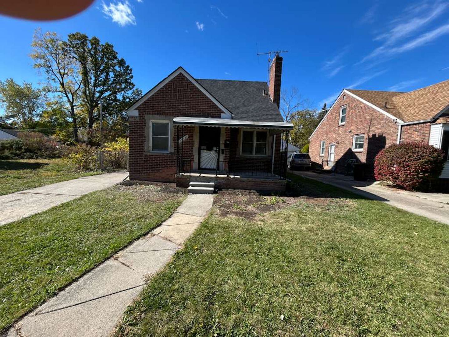 Detroit House: 15781 Biltmore