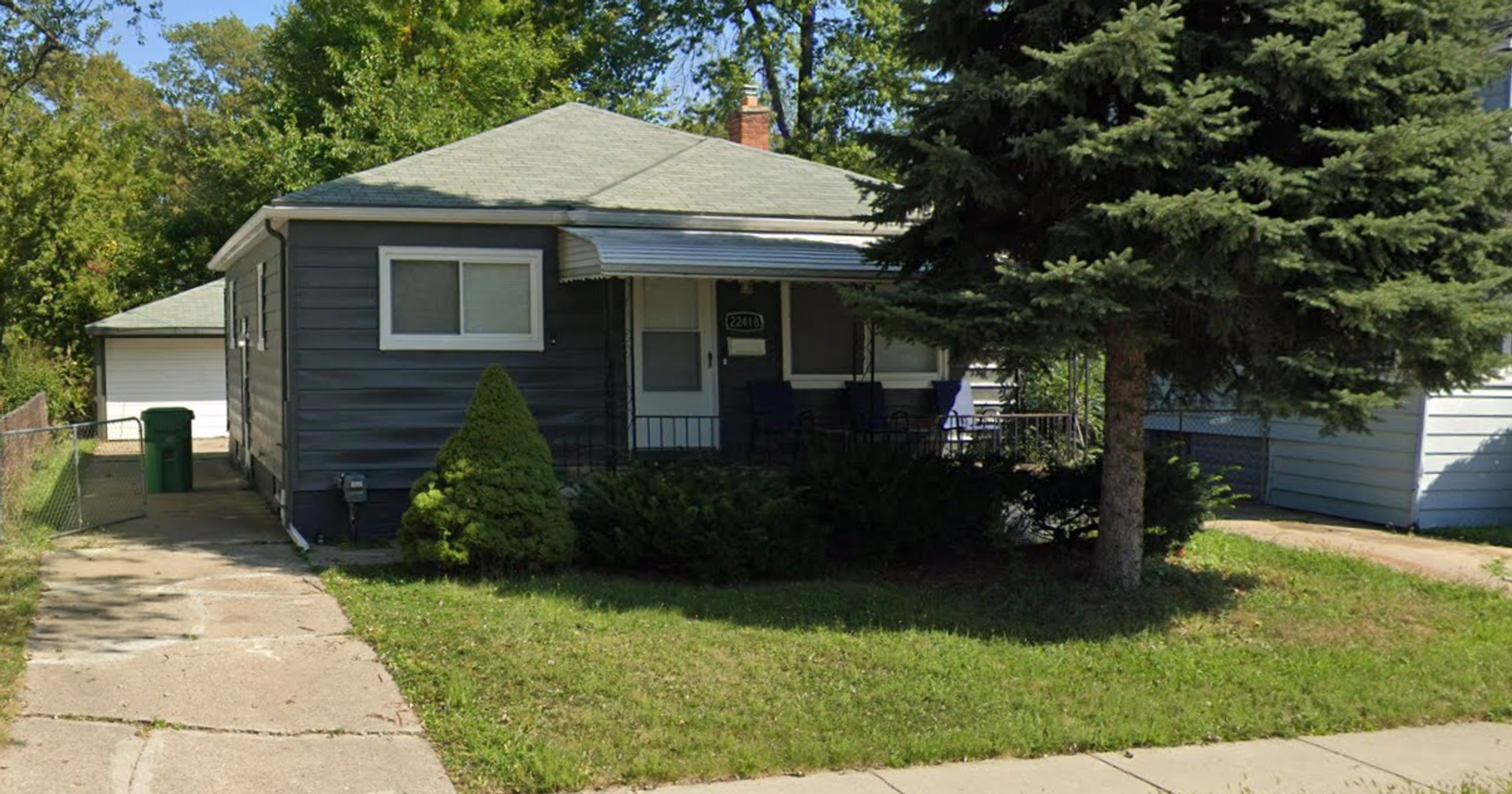 Eastpointe House: 22418 Gascony Ave