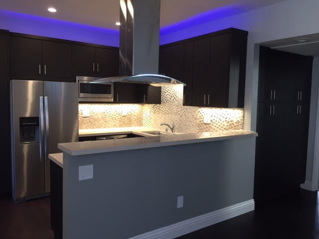 San Diego Apartment: 4050 3rd Ave.