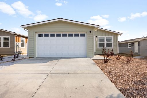 Listing photo thumbnail