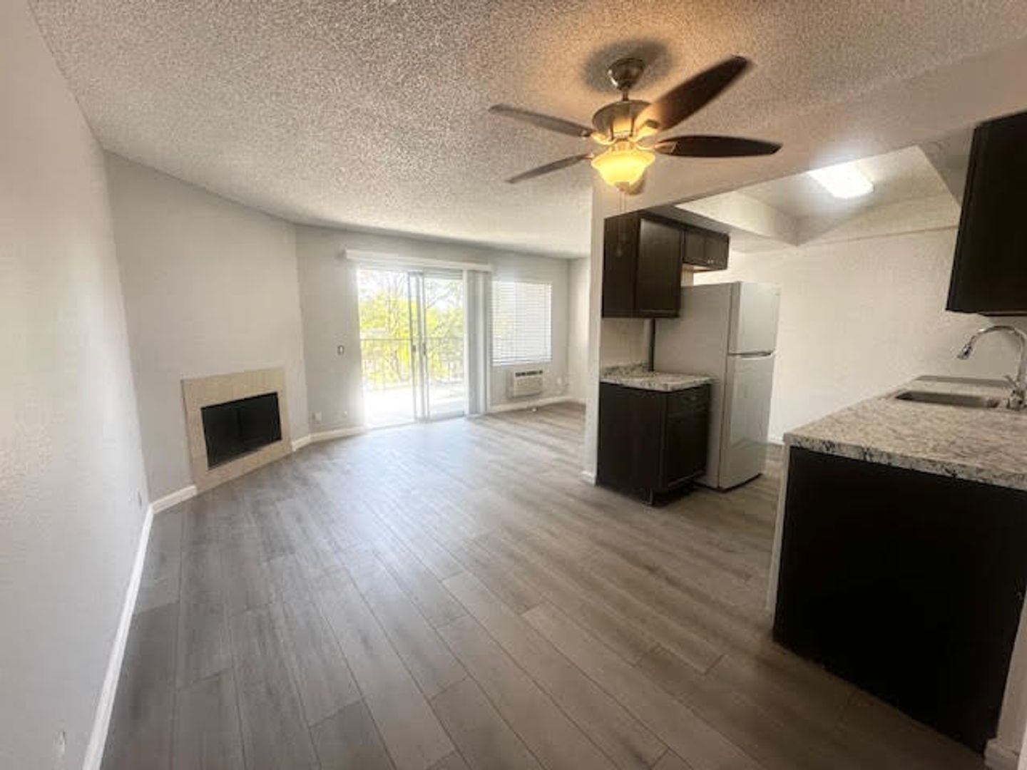 San Diego Apartment: 225 Redwood Street