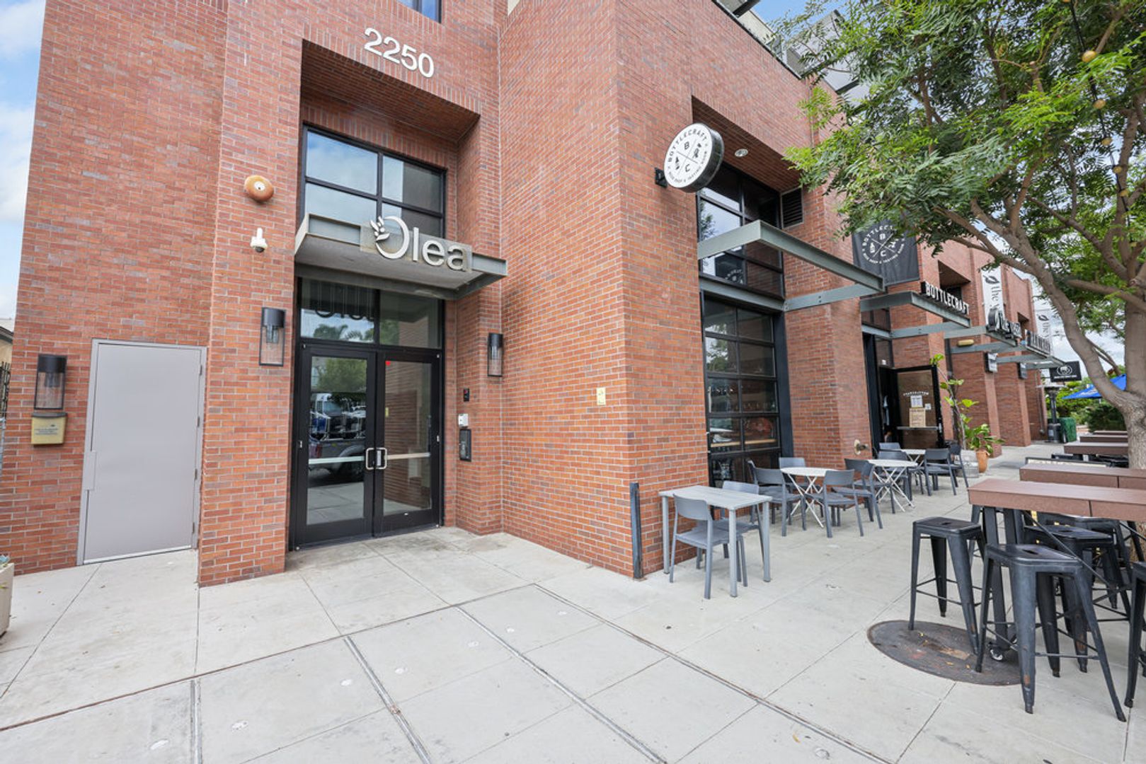 San Diego Apartment: 2250 India Street