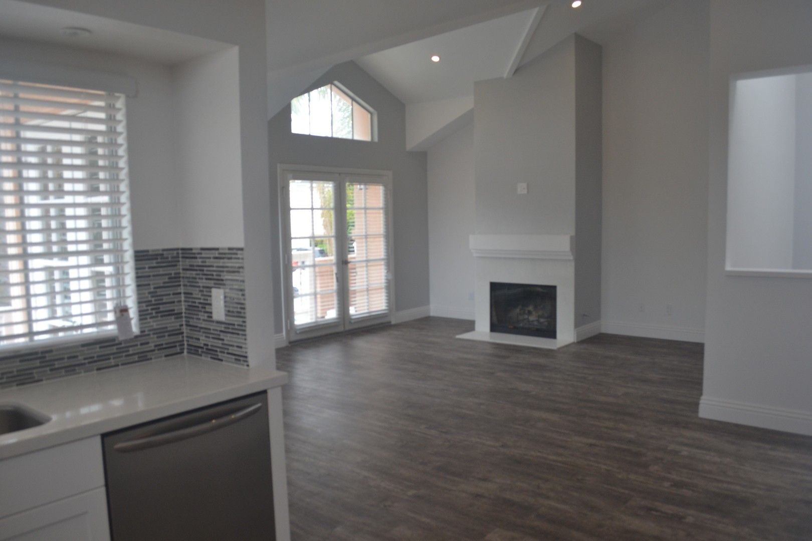 San Diego Apartment: 1455 Missouri Street