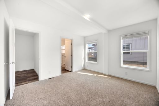 Listing photo thumbnail
