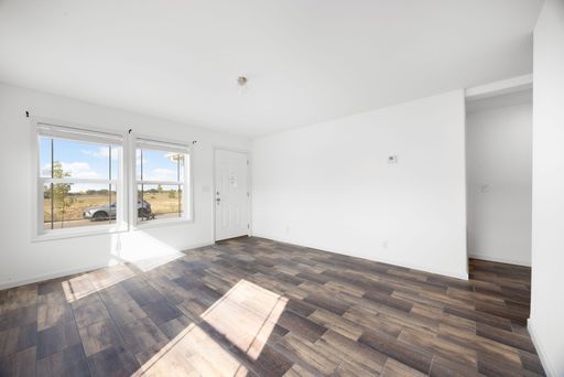Listing photo thumbnail
