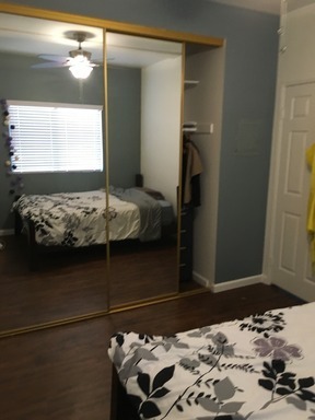 Listing photo thumbnail