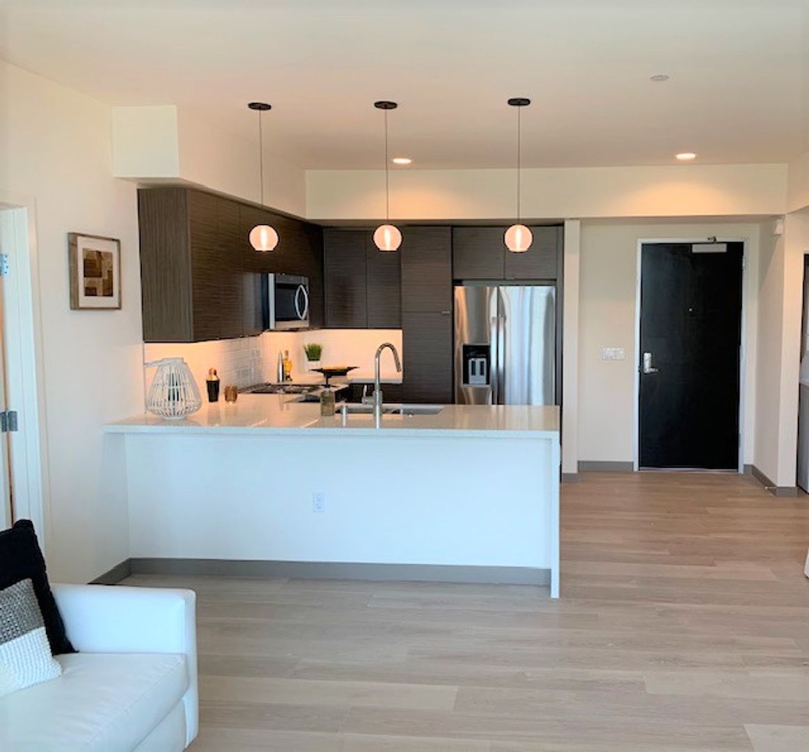 San Diego Apartment: 3534 Fifth Ave.