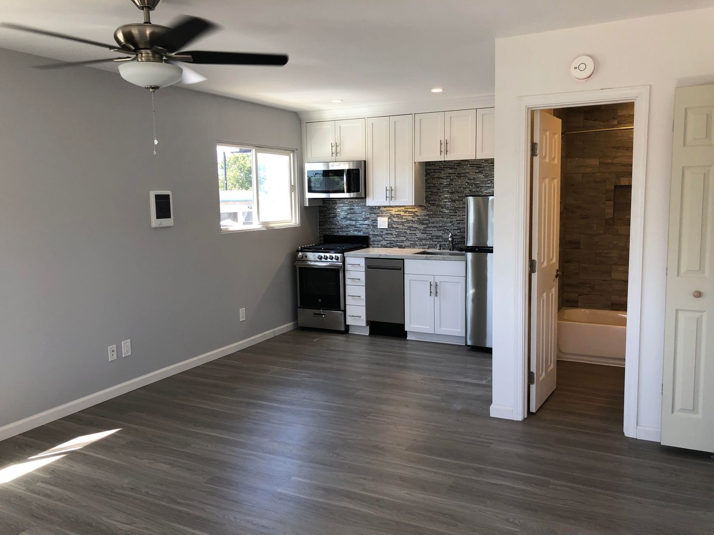 San Diego Apartment: 3755-3771 Ingraham St.