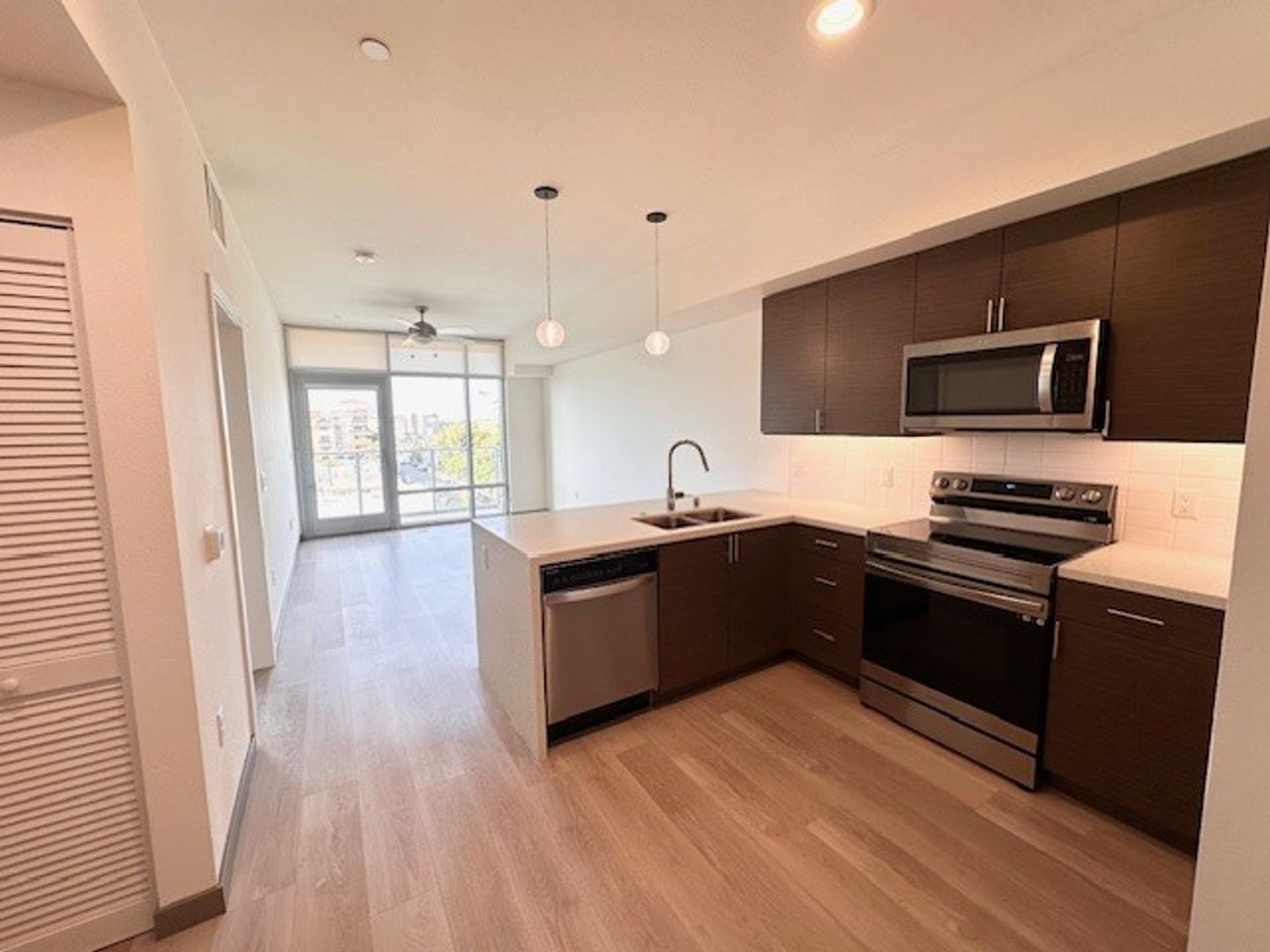 San Diego Apartment: 3534 Fifth Ave.