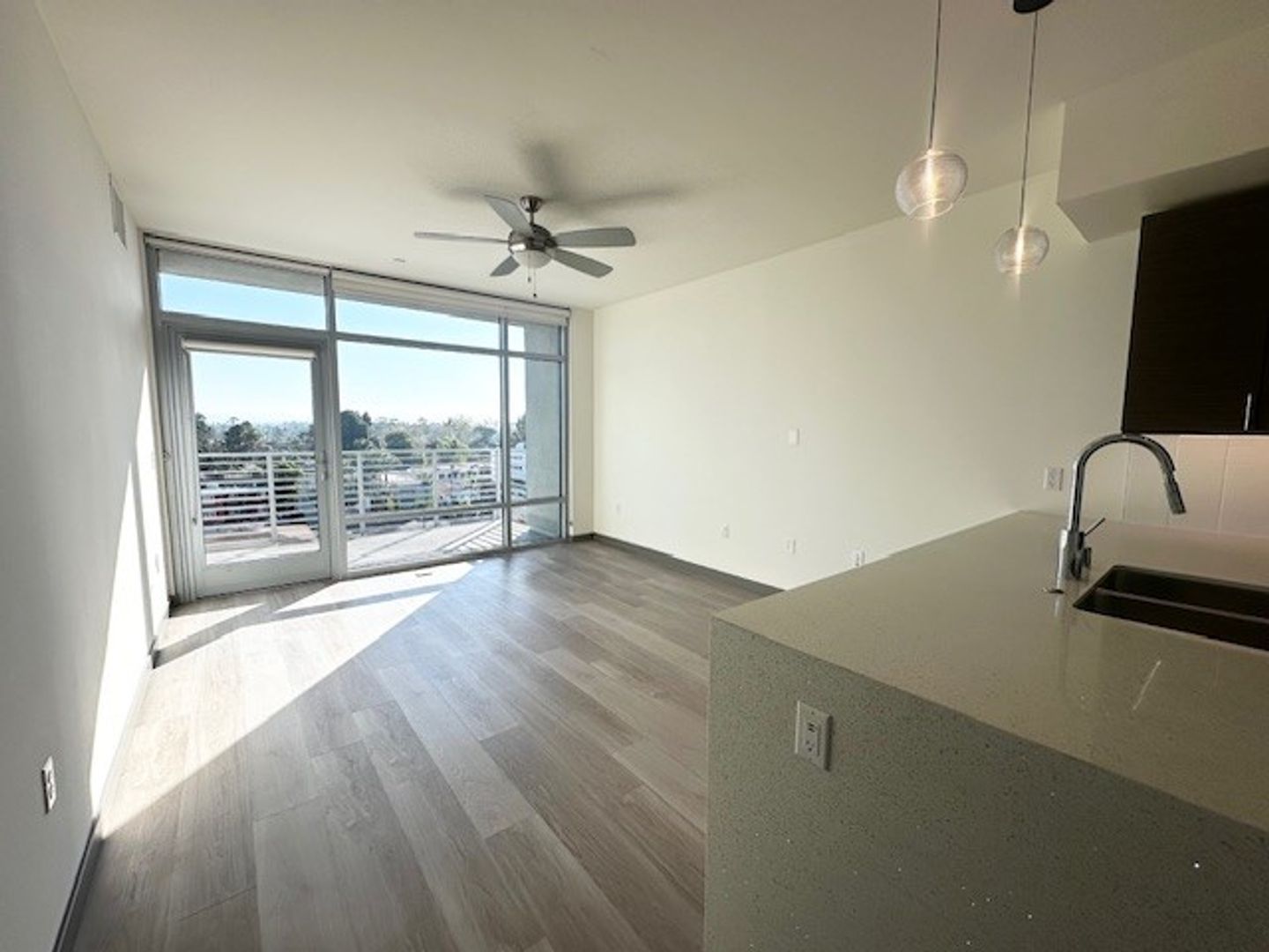 San Diego Apartment: 3534 Fifth Ave.