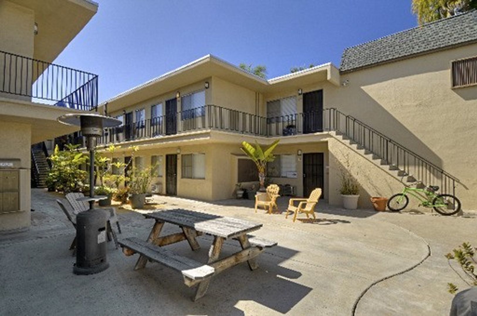 San Diego Apartment: 4250 Jewell Street, LP