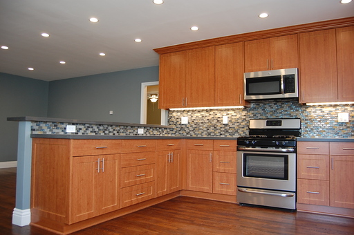 Listing photo thumbnail