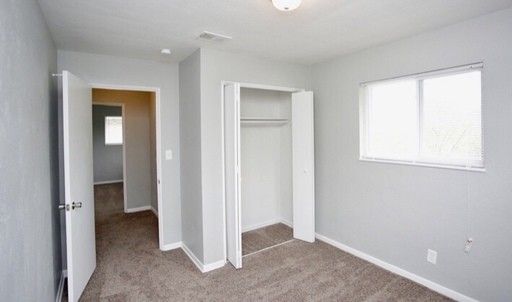 Listing photo thumbnail