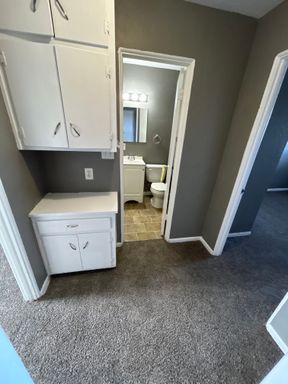 Listing photo thumbnail