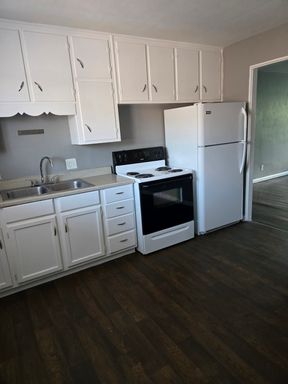 1040 Forest Court, 15, Kansas City, KS 66103