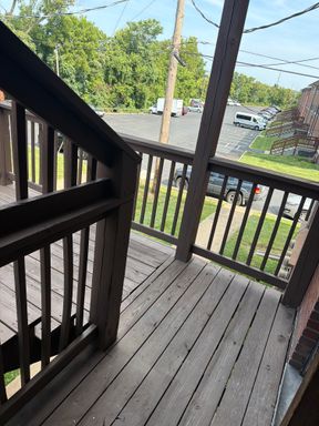 Listing photo thumbnail