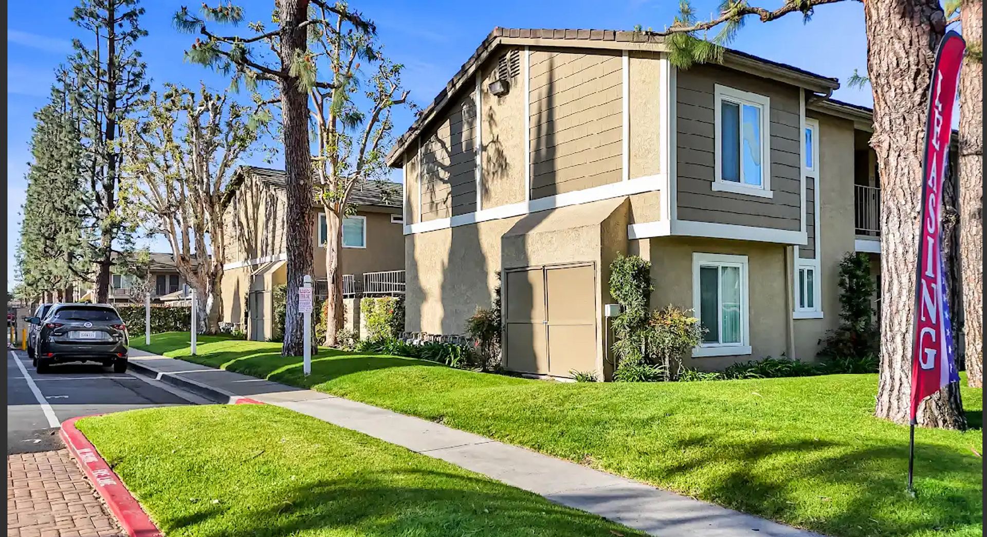 Anaheim Apartment: 1660 W. Palm Lane