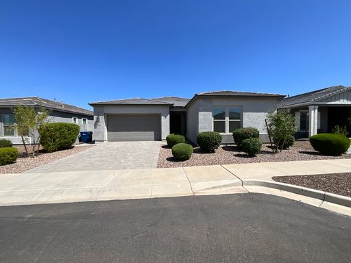 Stunning 4BR Home with Gourmet Kitchen & Spa-Like Primary Suite! – photo 1