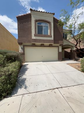 6112 E PARADISE LN - 4BR 2.5 BA HOME IN FLORENCE! Hunt Hwy/Oasis - READY TO MOVE IN GREAT NEWER HOME IN FLORENCE! GRANITE COUNTERS, REFRIGERATOR, AND MORE! CALL TODAY!