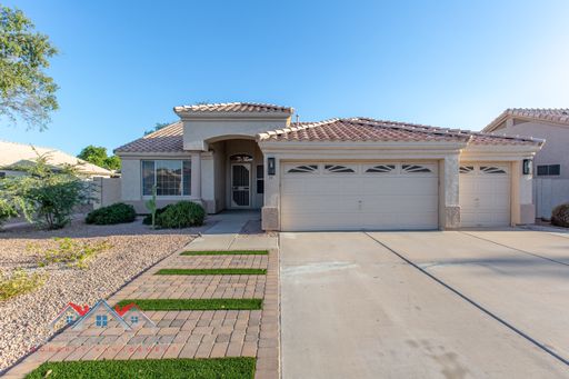 201 W Smoke Tree Rd | Gilbert/Warner – photo 1