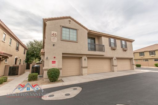 1426 N 81st Dr - 3BR 2.5BA - I10 Freeway/McDowell Rd – photo 1