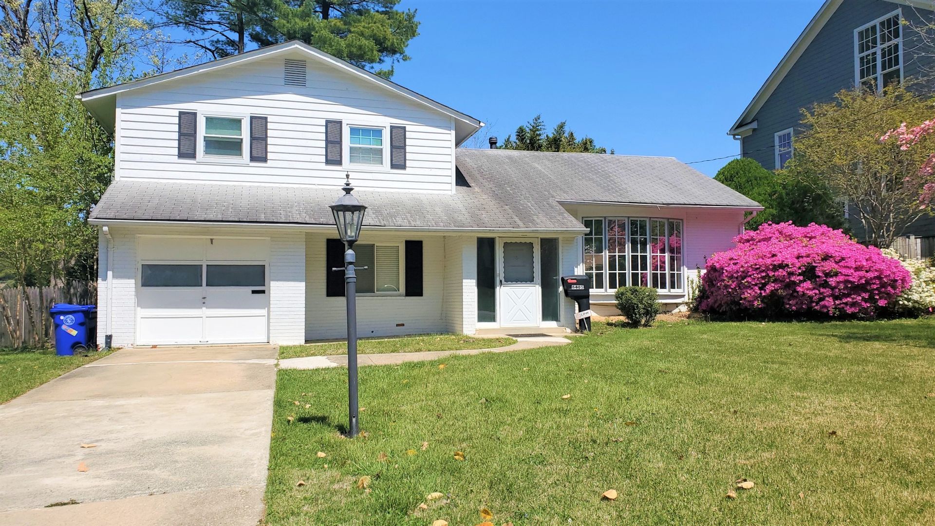 Bethesda House: 6405 Middleburg Lane
