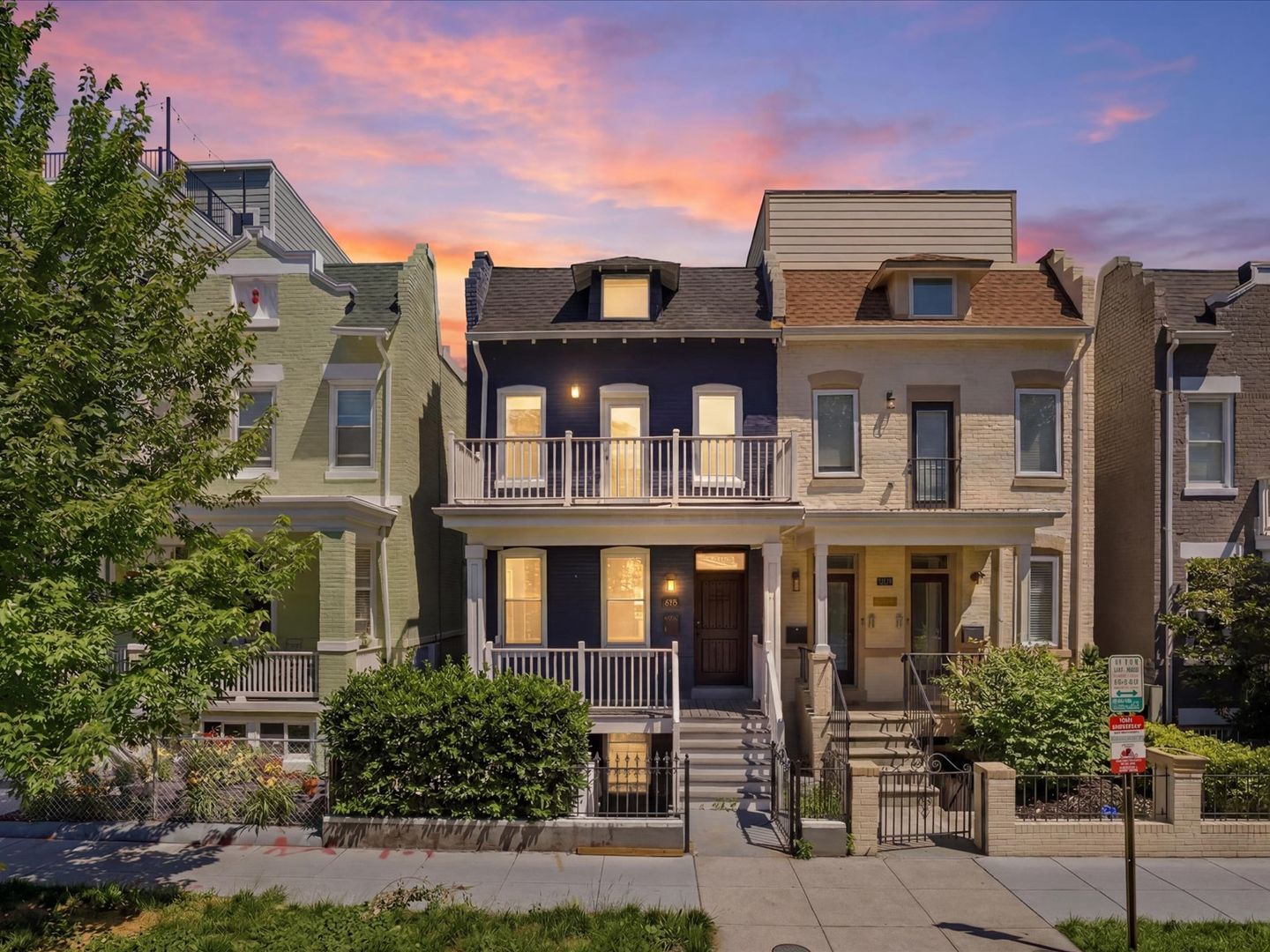 WASHINGTON House: 1119 STAPLES ST, NE