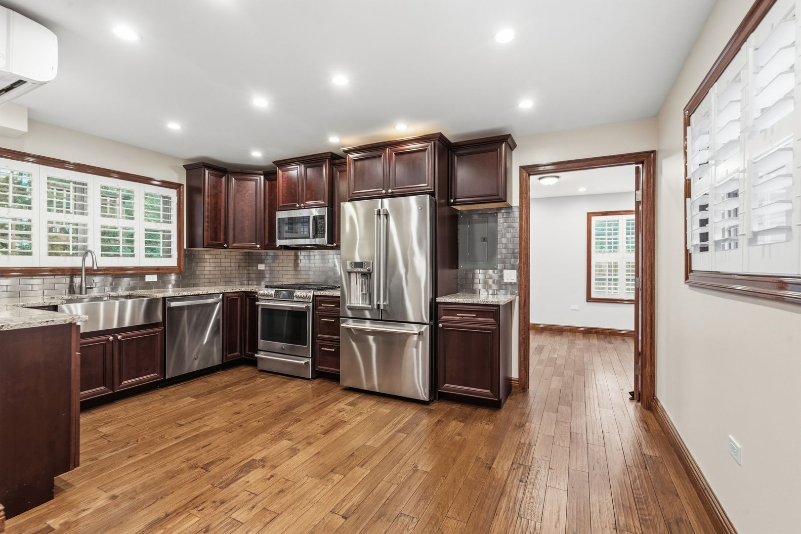 ARLINGTON House: 5138 12TH ST S