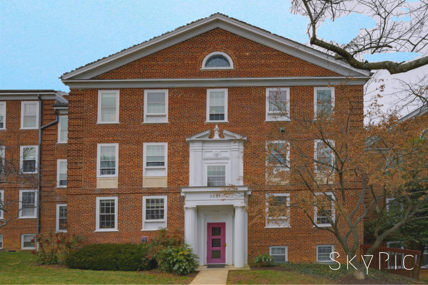 Washington Condo: 3541 39th St NW C507