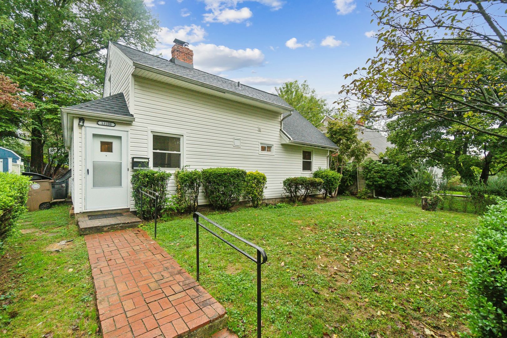 Rockville House: 13108 Okinawa Ave