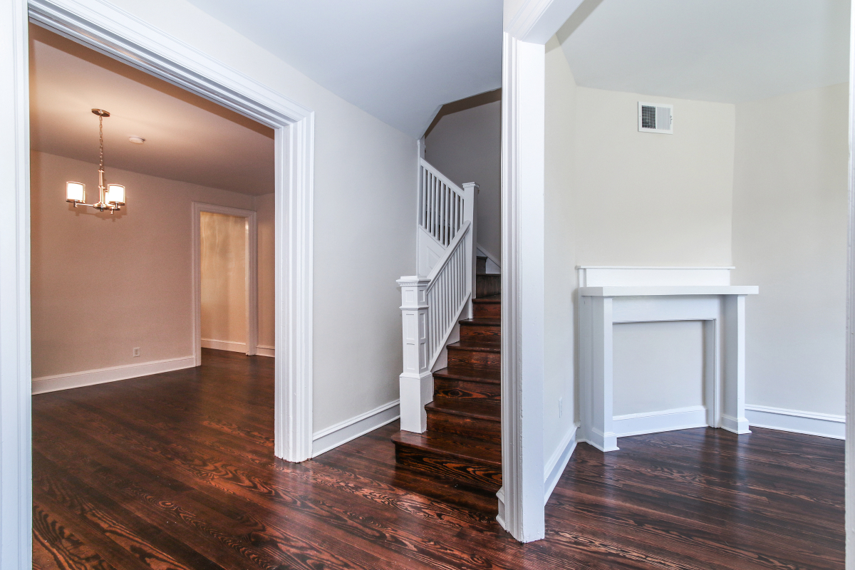 Washington House: 3532 11th St NW